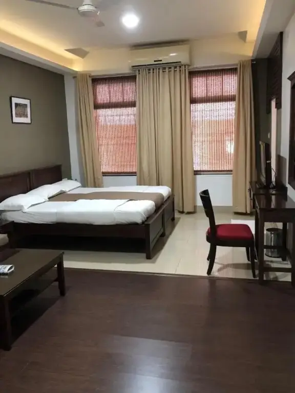 Пуна: Hotel Ketan