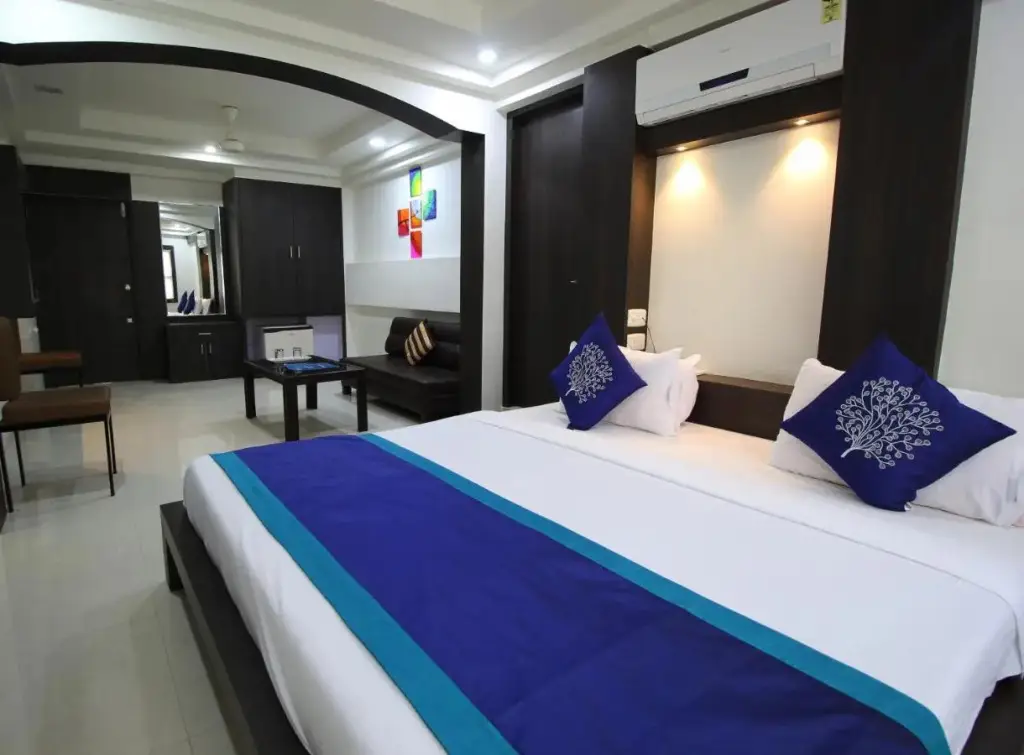 Раджкот: Hotel Nova Cross Road