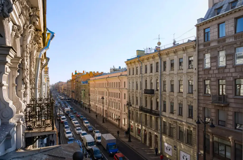 Санкт-Петербург: Эксклюзивныe апартамeнты в стилe поп-apт на Невском проспекте 225 м2