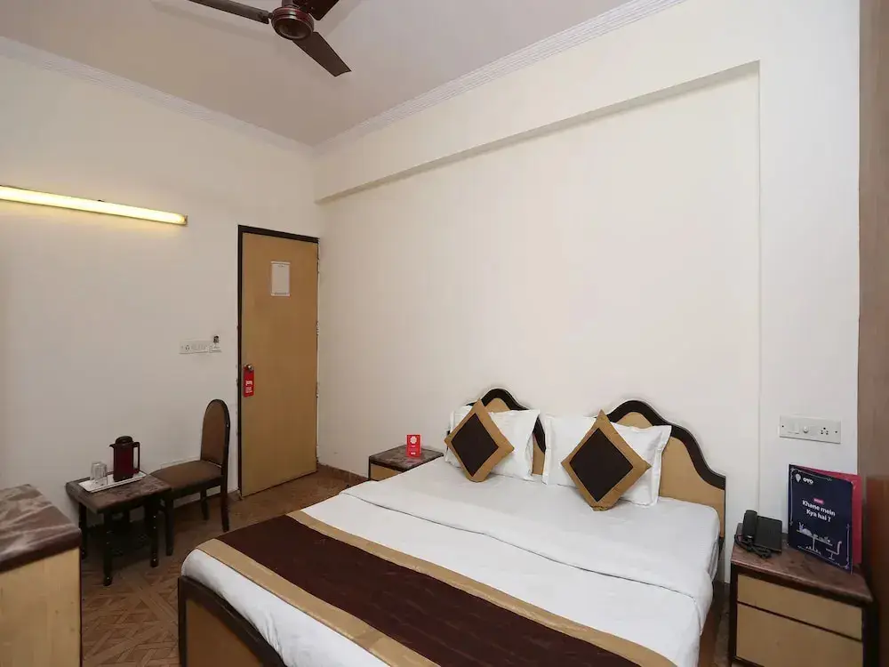 Нью-Дели: Deluxe Otani Inn