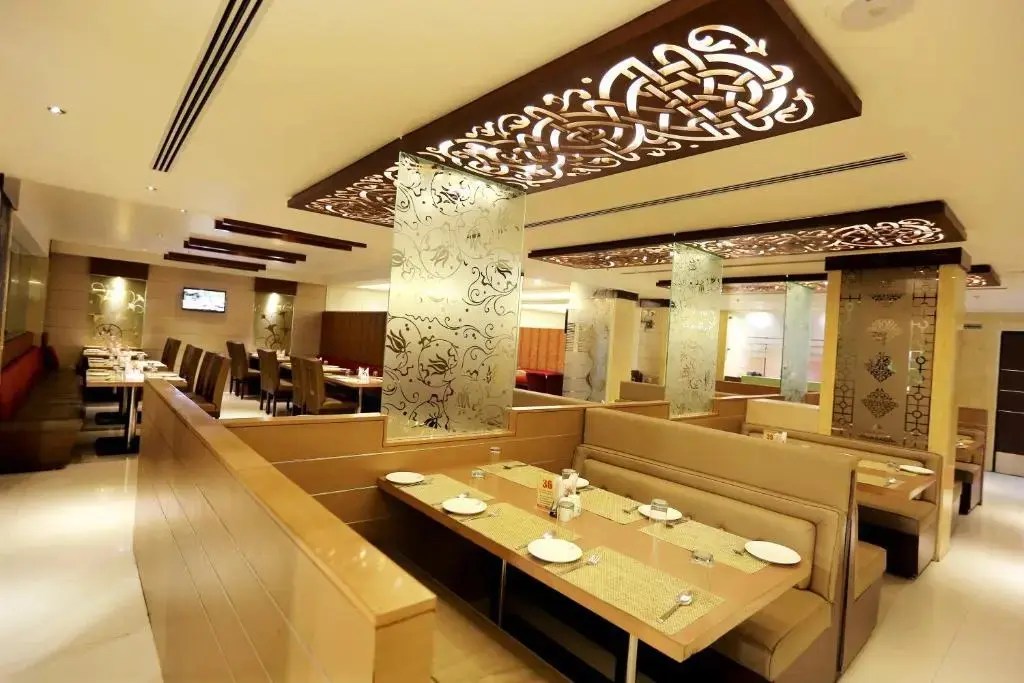 Хидерабад: Hotel Swagath Grand Suchitra