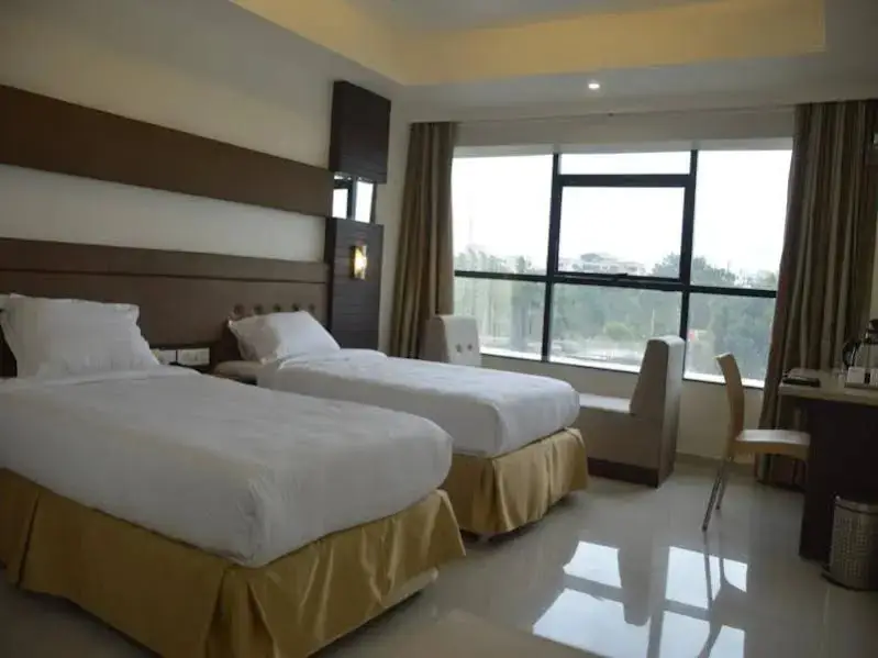 Хидерабад: Hotel Swagath Grand Suchitra