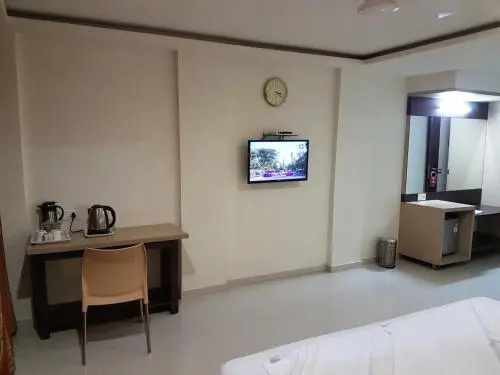 Хидерабад: Hotel Swagath Grand Suchitra