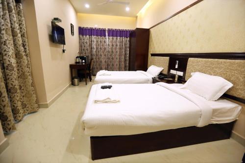 Hotel Sitara Grand Ramchandrapuram — фото 1