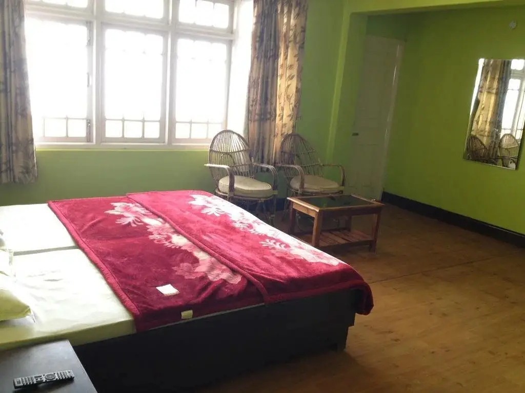 Дарджилинг: OYO 4305 Yang's Inn