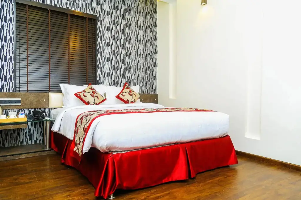 Ченнаи: The Spin Hotel