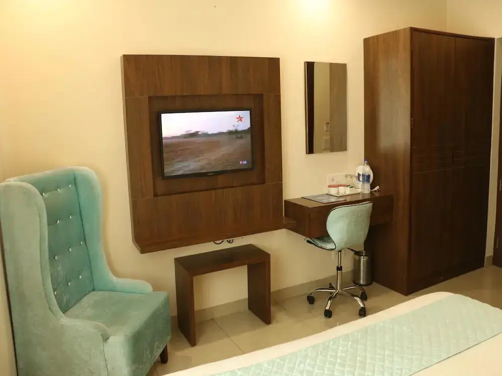 Лудхиана: Hotel RK Grande