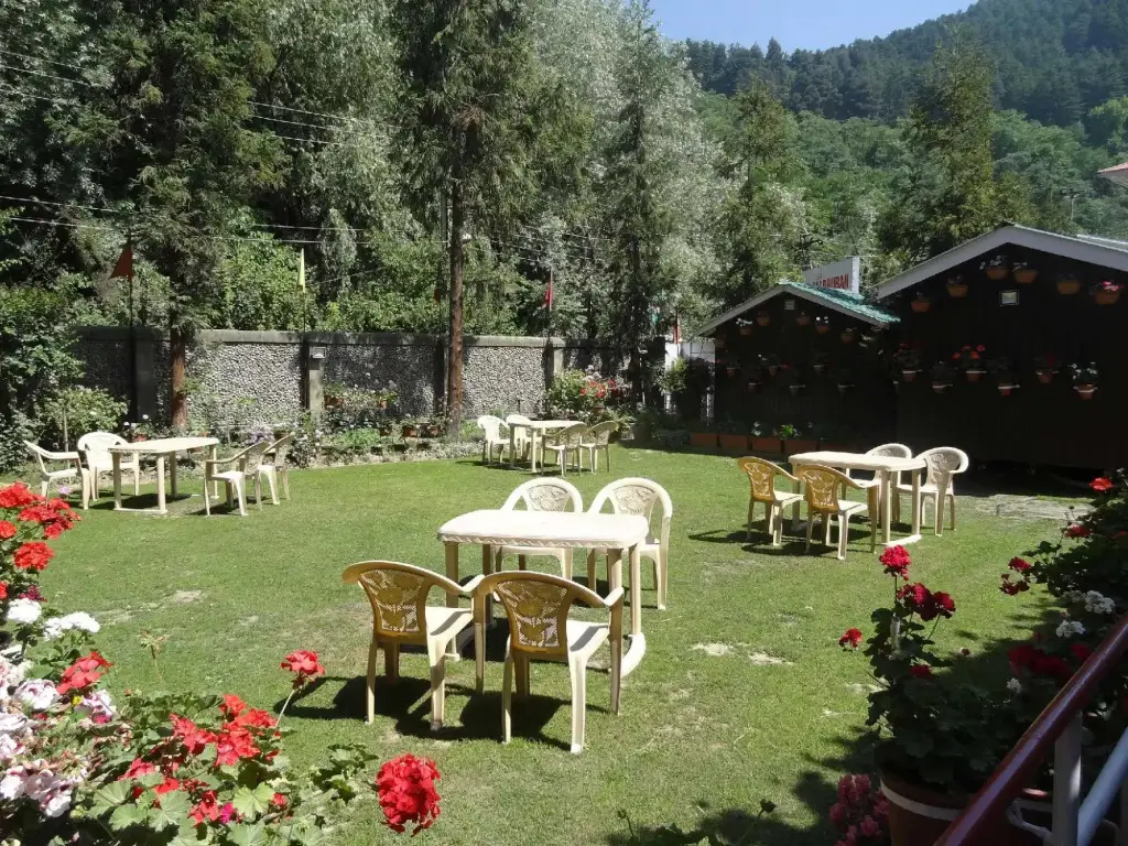 Шринагар: Hotel Madhuban