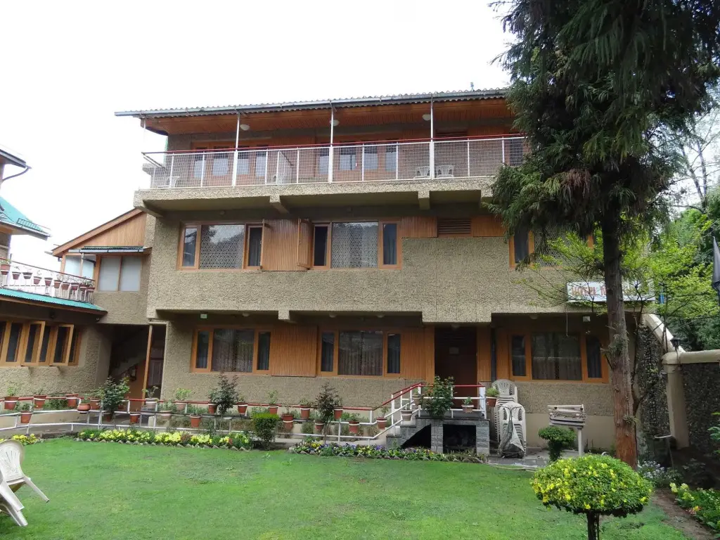 Шринагар: Hotel Madhuban