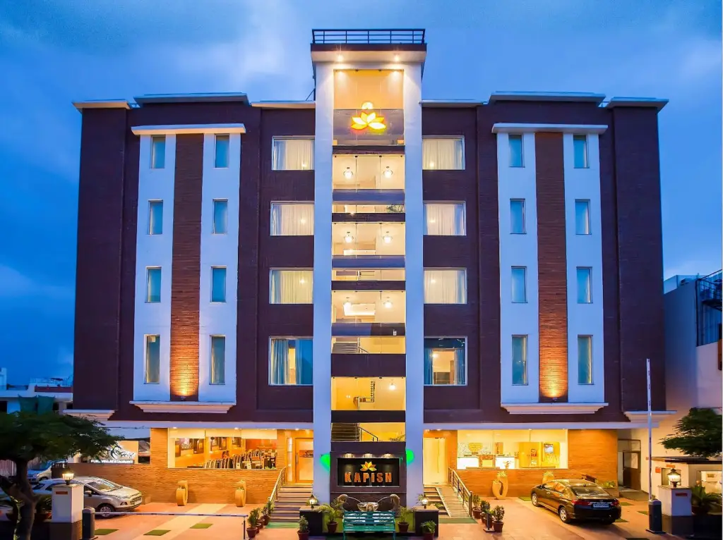 Hotel Kapish Smart-Pure Veg — фото 1