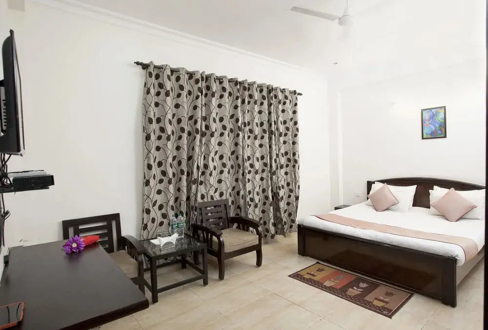 Нойда: OYO Rooms Noida Electronic City