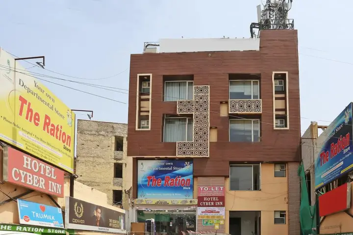 Гуруграм: OYO 531 Hotel Cyber Inn