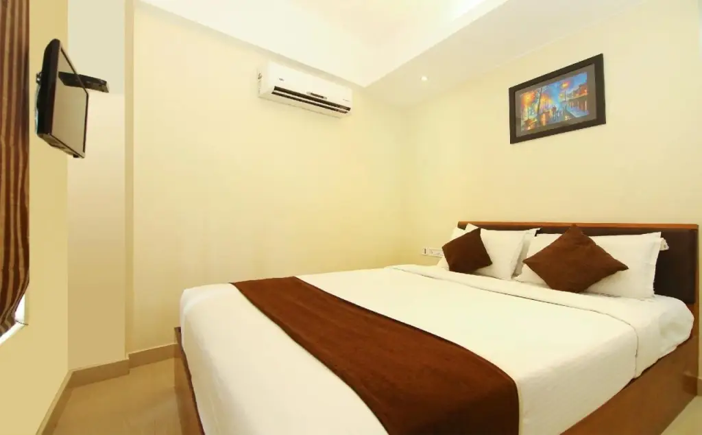 Тируванантапурам: OYO 2300 Hotel The Platinum Inn