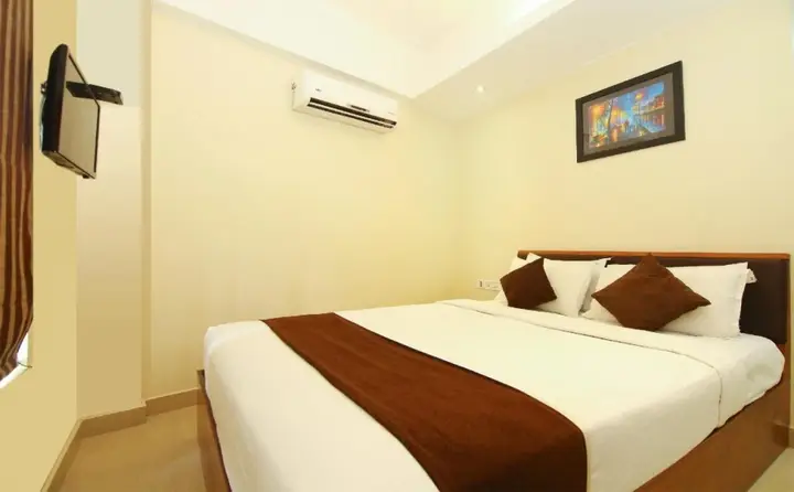 Тируванантапурам: OYO 2300 Hotel The Platinum Inn