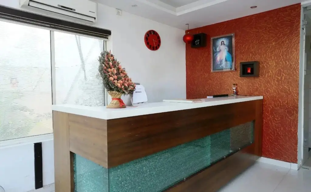 Тируванантапурам: OYO 2300 Hotel The Platinum Inn