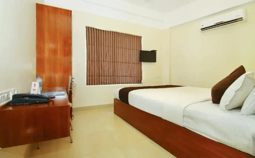 Тируванантапурам: OYO 2300 Hotel The Platinum Inn