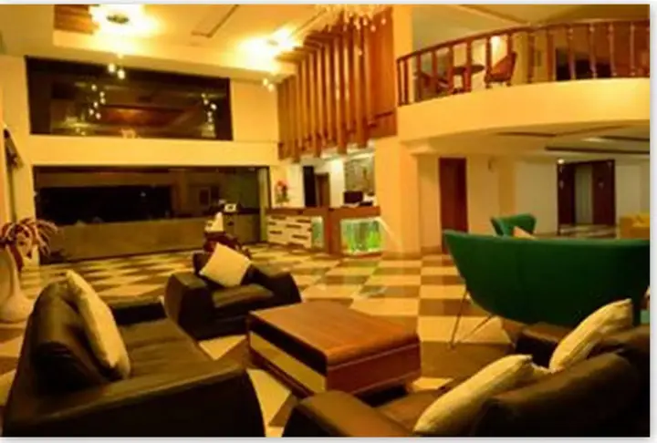 Гувахати: Hotel Bhargav Grand