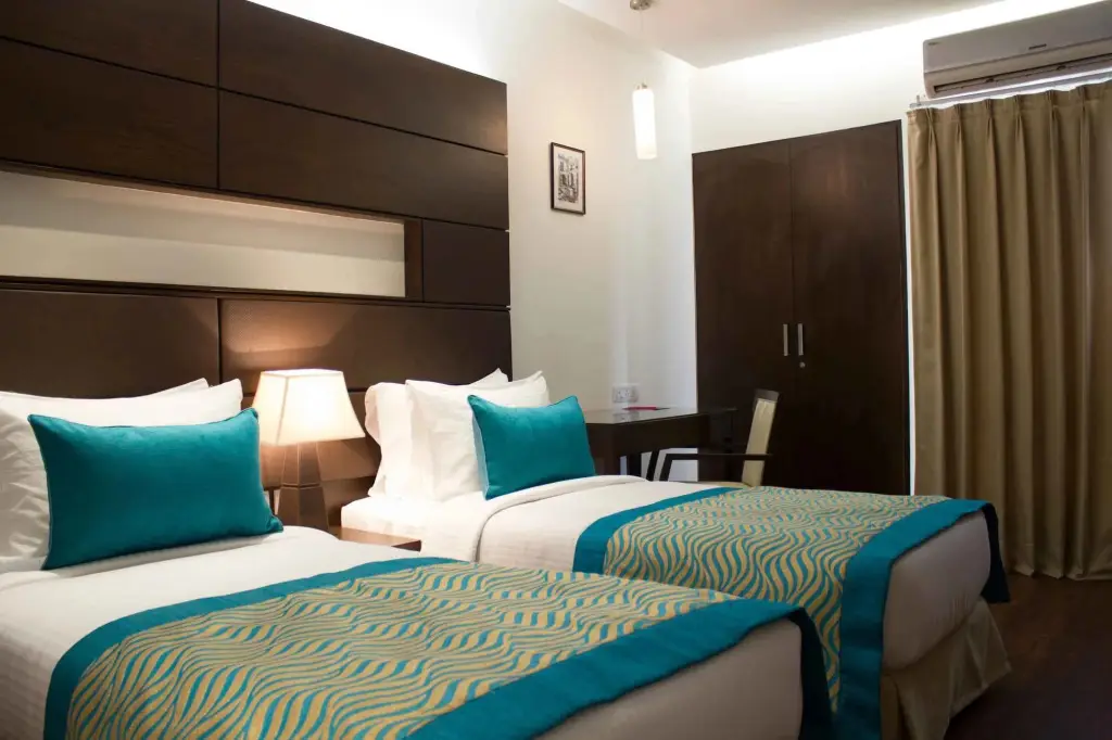 Гуруграм: Stately Suites Golf Course Road
