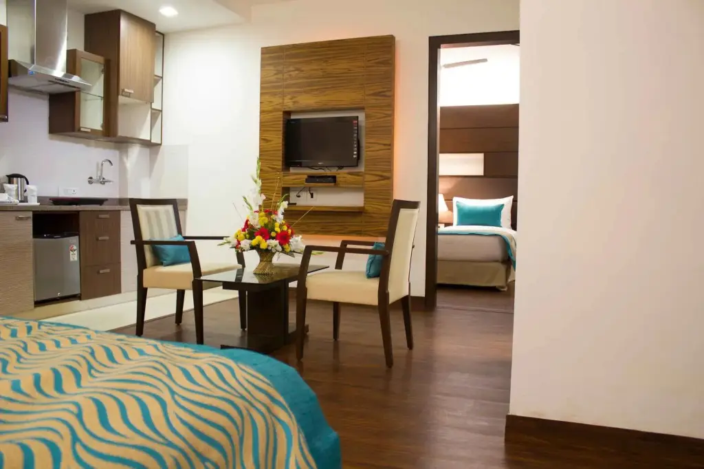Гуруграм: Stately Suites Golf Course Road
