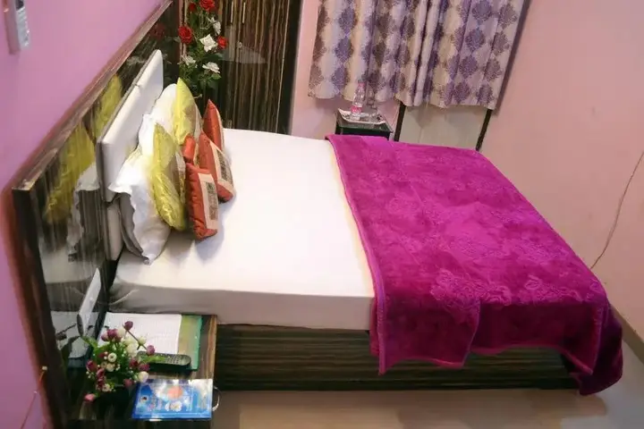 Нью-Дели: Yatri Guest House