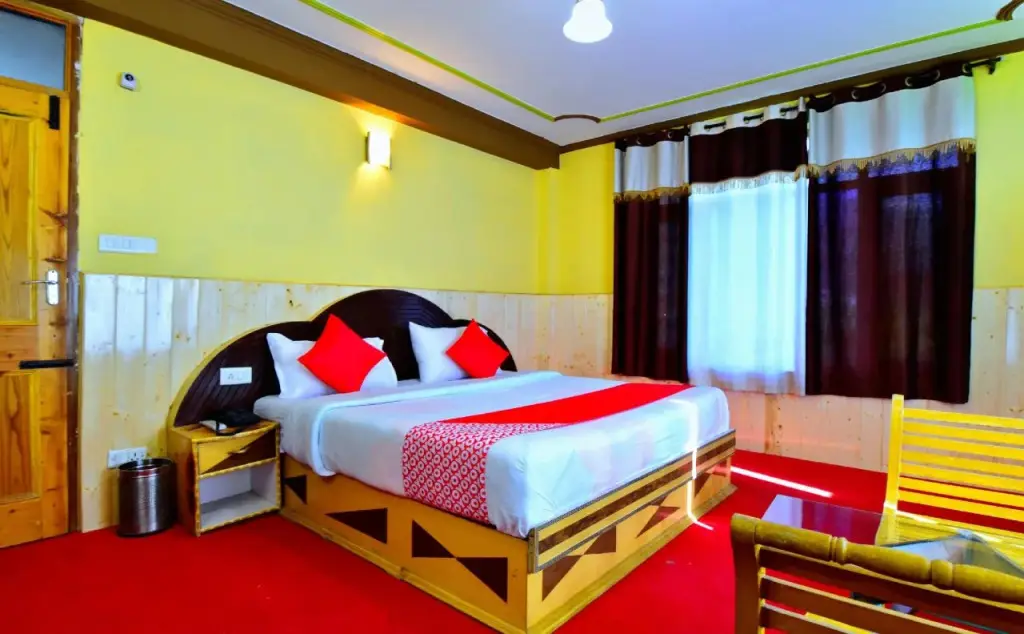 Манали: Hotel Peak View