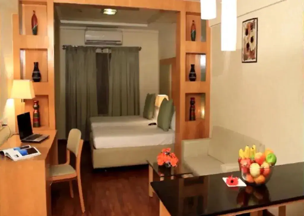 Бангалор: The Mayer - Indiranagar