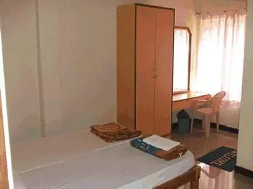 Гуджади: Hotel Simon Comfort
