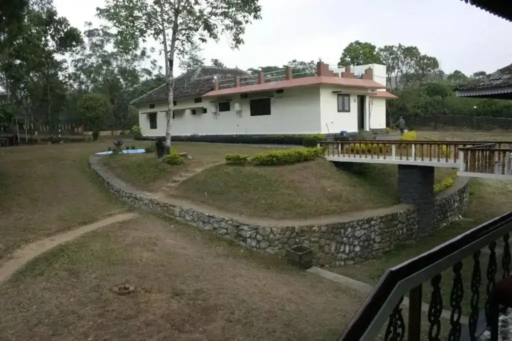 Куттикканам: Wood Palace Heritage Resort