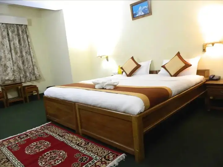 Пеллинг: Hotel Dubdi