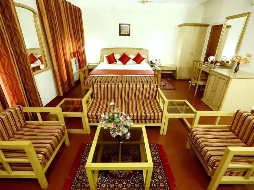 Ганганагар: Pagoda Hotel