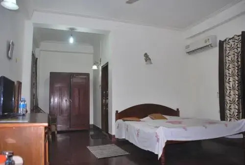 Гувахати: Hilltop Lodge