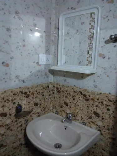 Кандолим: Guitar Guest House