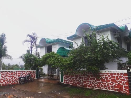 Blue Waters Resort Lonavala. — фото 1