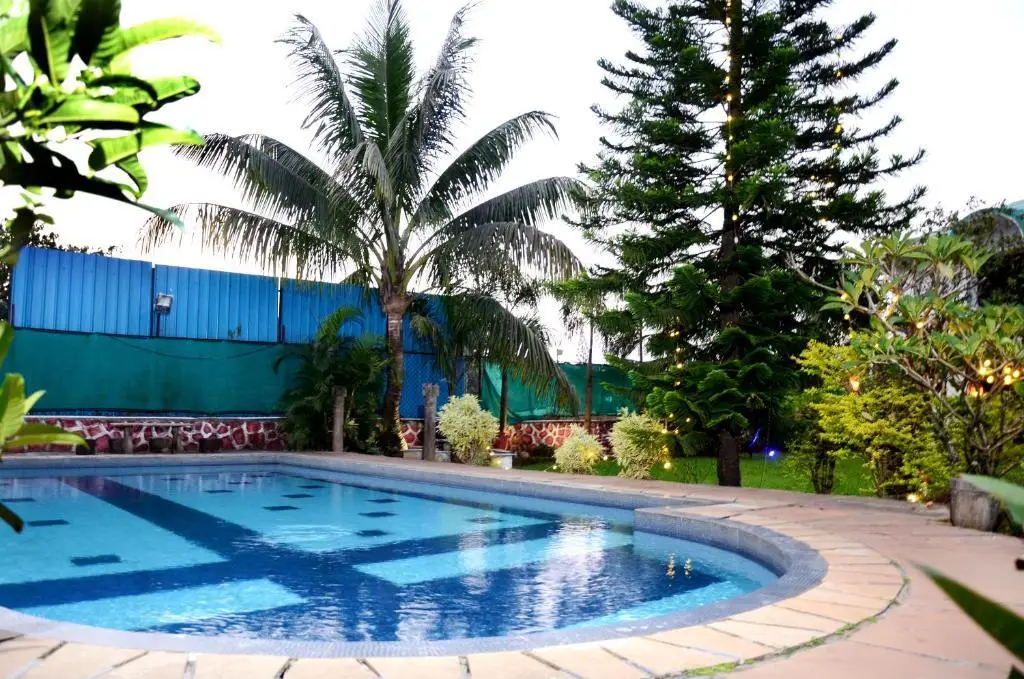Лонавала: Blue Waters Resort Lonavala.