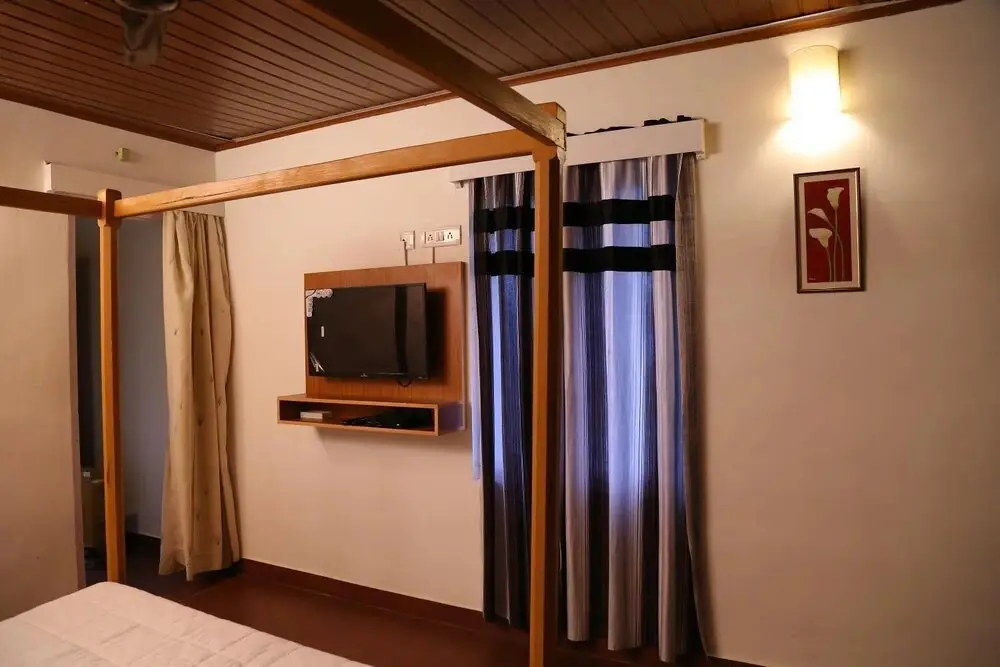 Сурянелли: Joys Resort