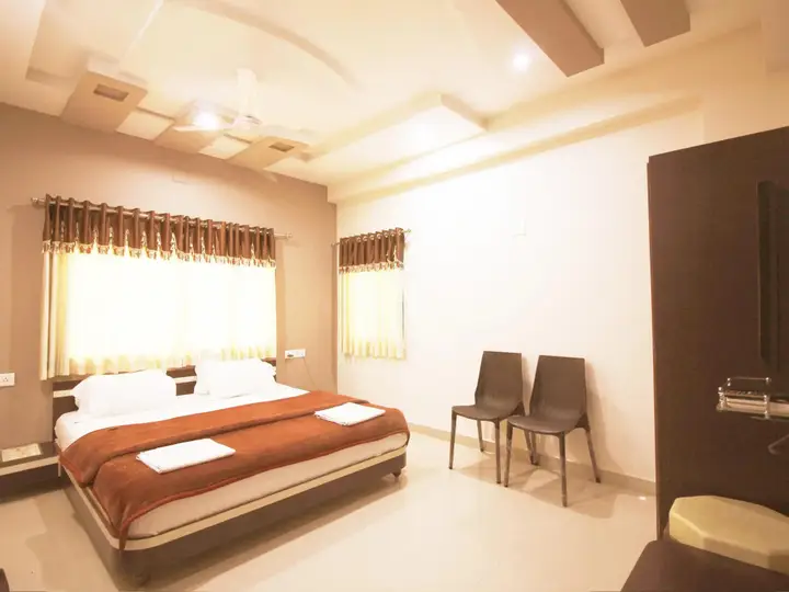 Дварка: Hotel Rudra Plaza