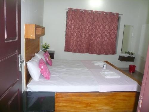 Эрамаллур: CRIS Home Stay Cochin
