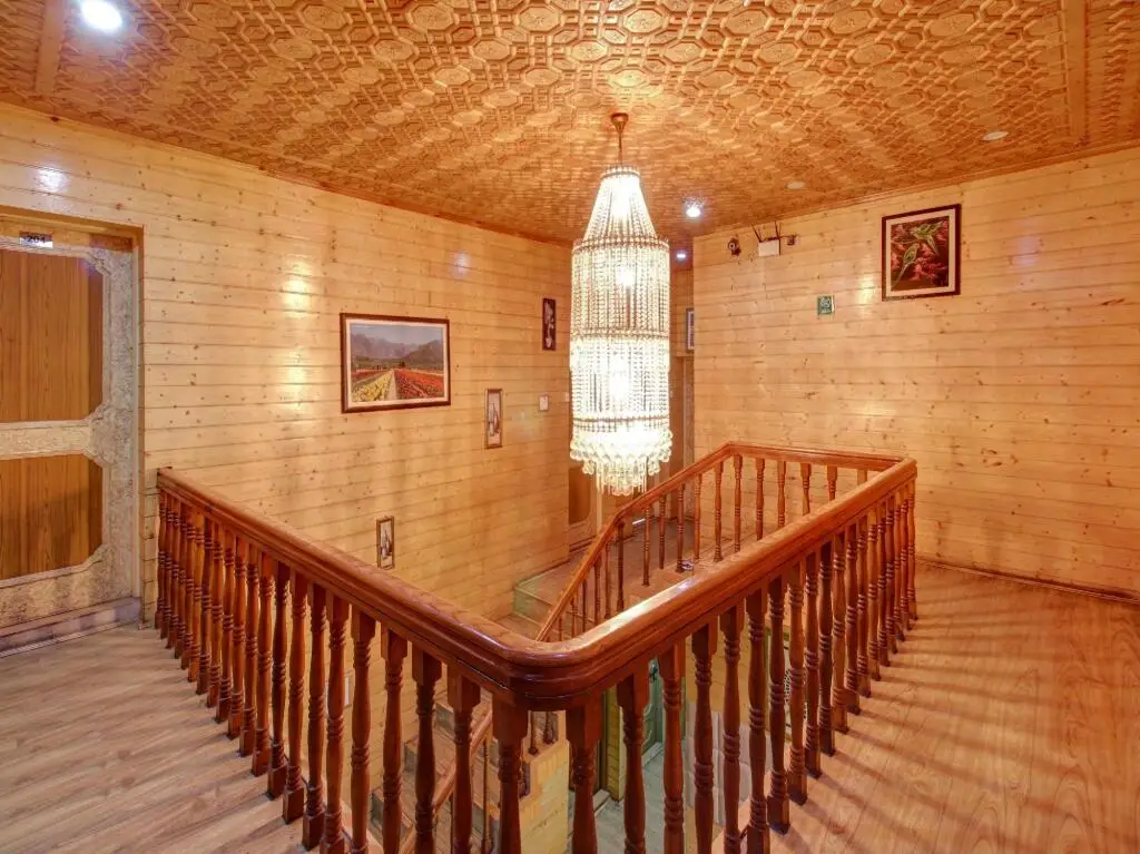 carousel image 1
