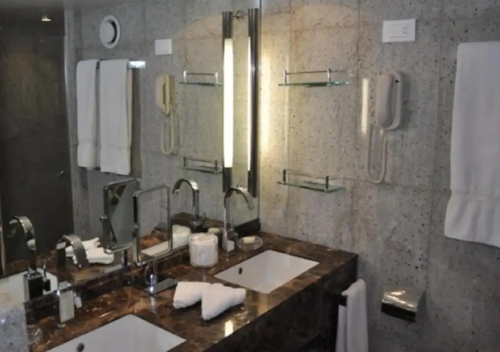 Шринагар: Impex Hill Resorts