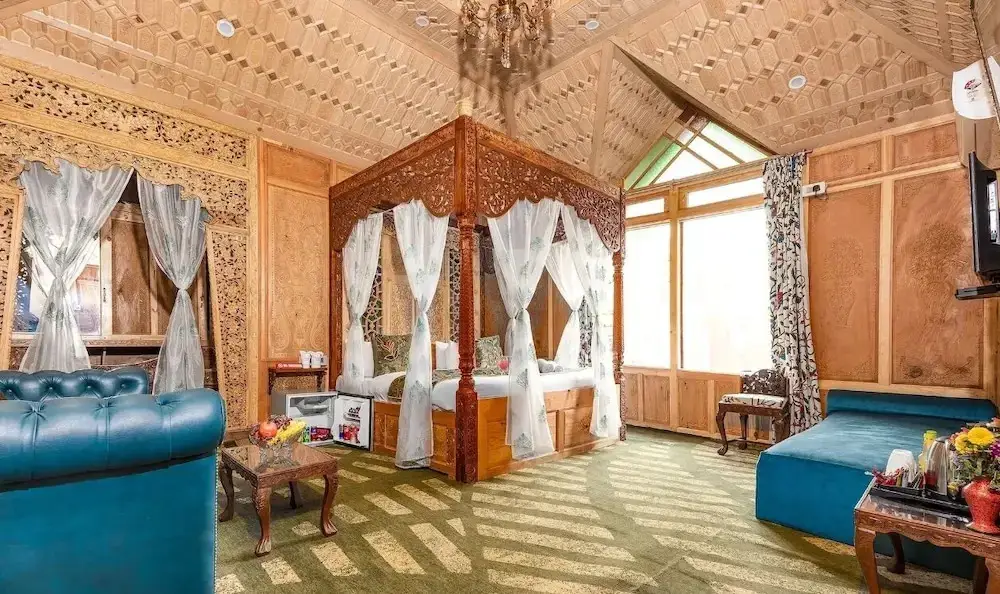 Шринагар: Prince of Kashmir Houseboat