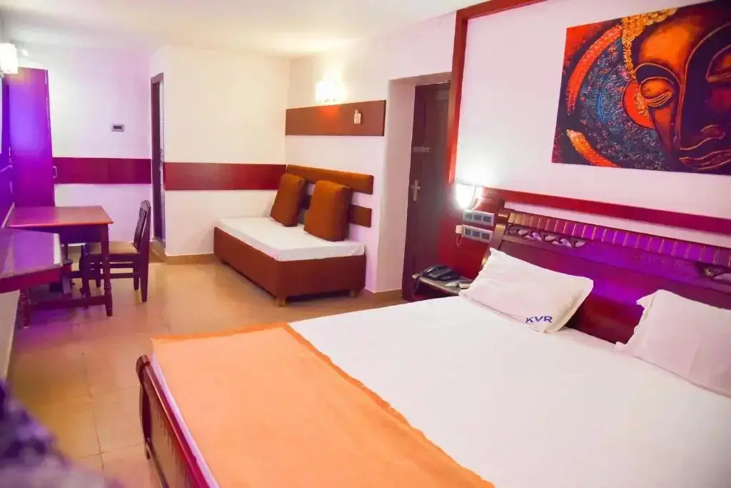 Вилуппурам: KVR Guest House