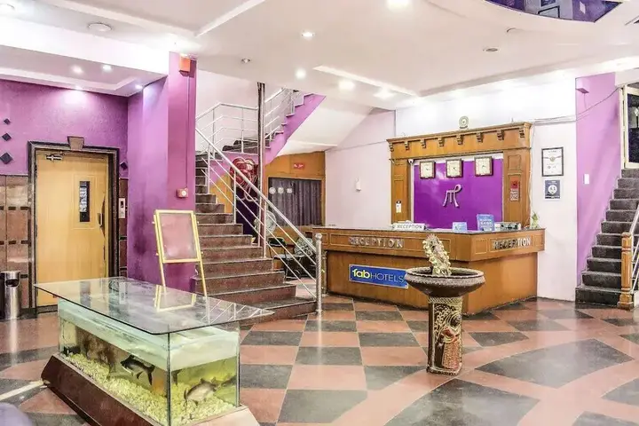 Секундерабад: FabExpress Manny's Palace