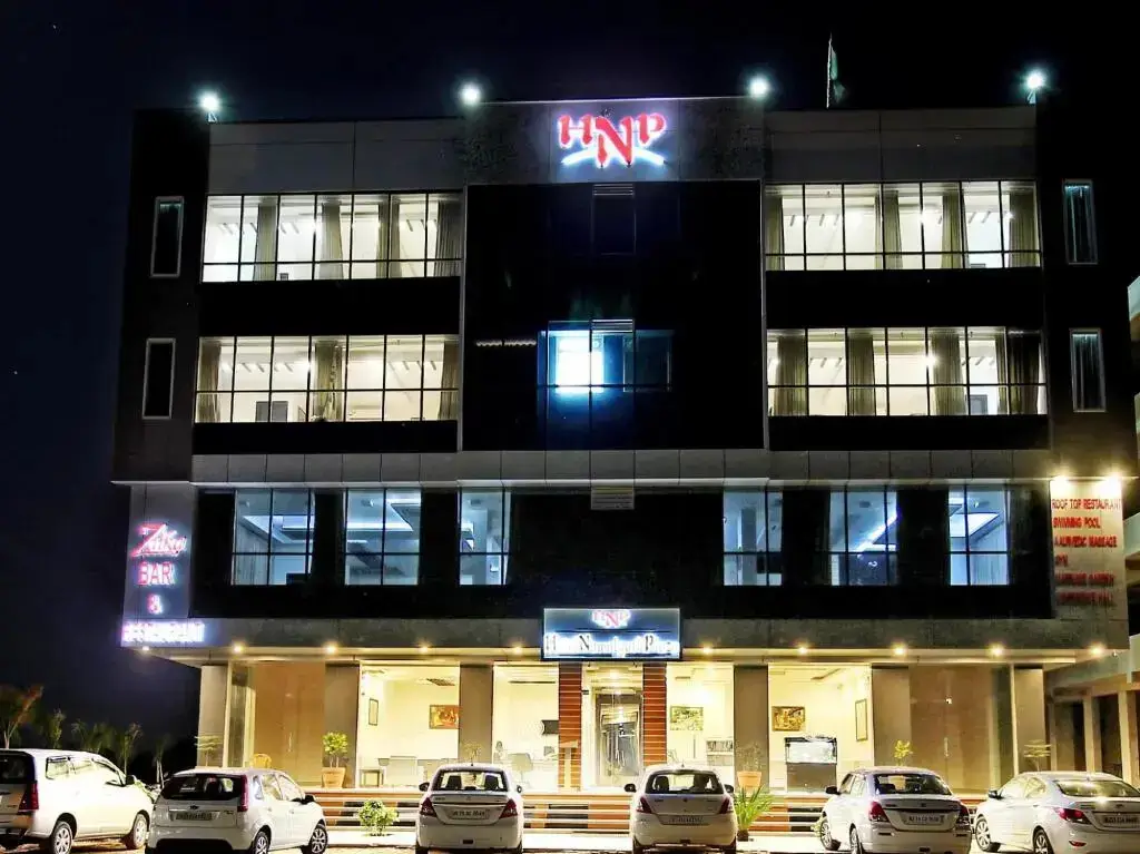 Hotel Nawalgarh Plaza — фото 1