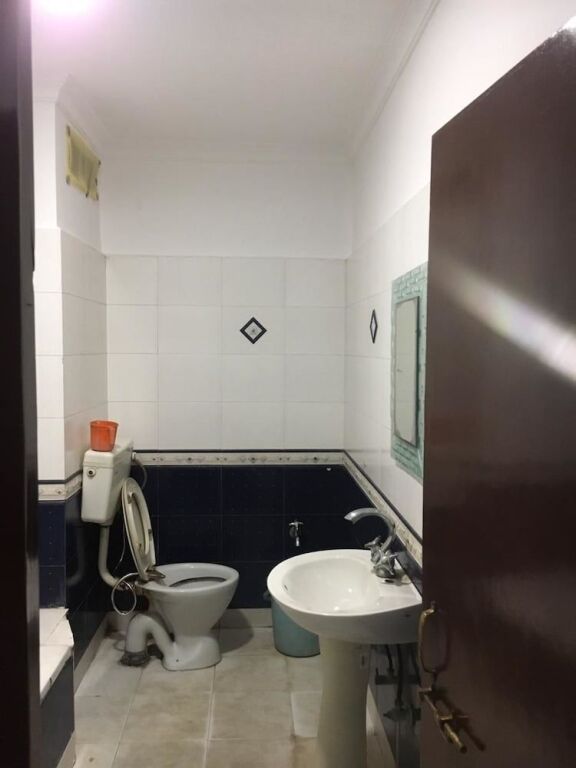 Бхубанешвар: Hotel Eden Roc