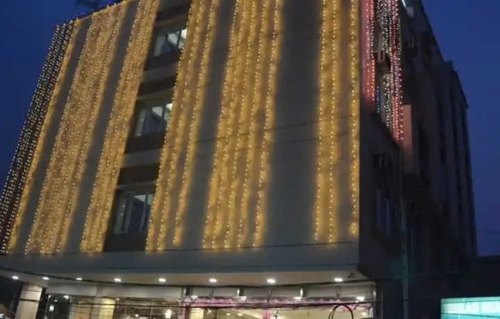 Бхубанешвар: Hotel Eden Roc