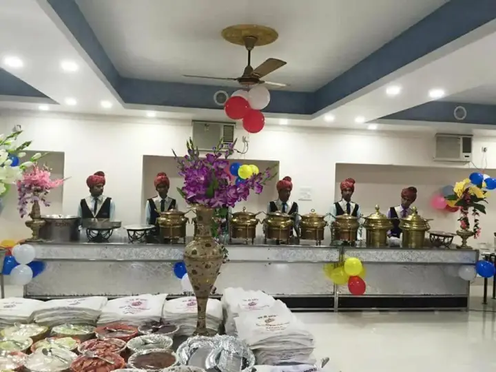 Катихар: Hotel Satkar