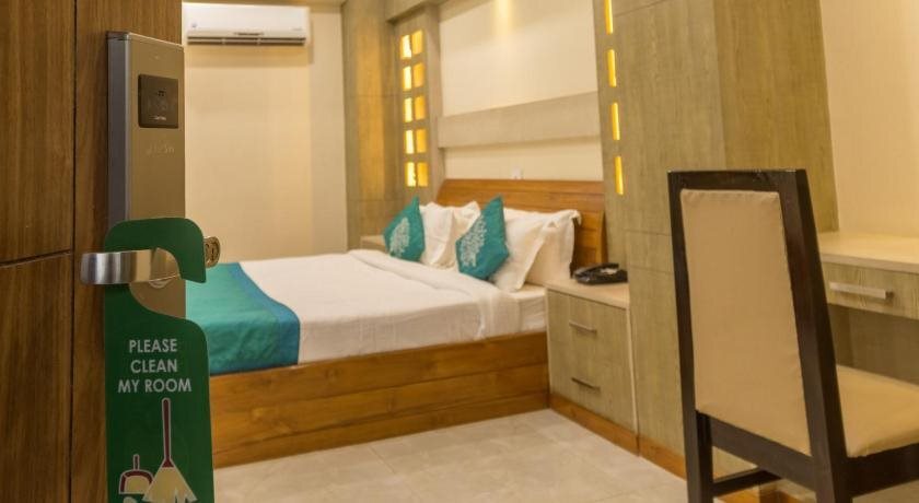 Гувахати: Hotel D Sapphire