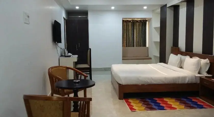 Гувахати: Hotel D Sapphire