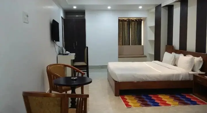 Гувахати: Hotel D Sapphire