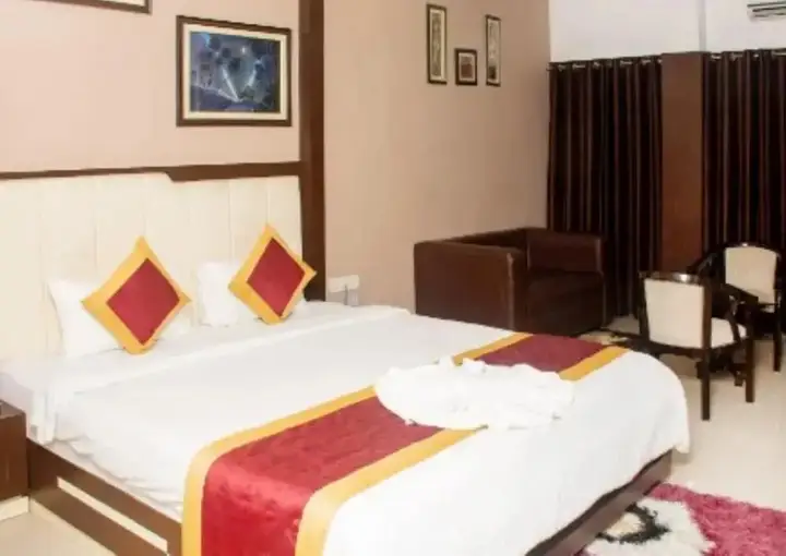 Варанаси: Hotel Raameshvaram Vatika